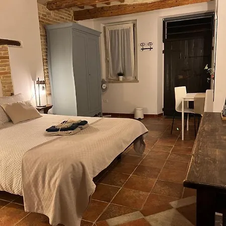 Il Settimo Borgo E Appartementi Corinaldo