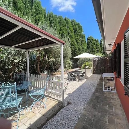 Il Settimo Borgo E Appartementi Bed & Breakfast 3*